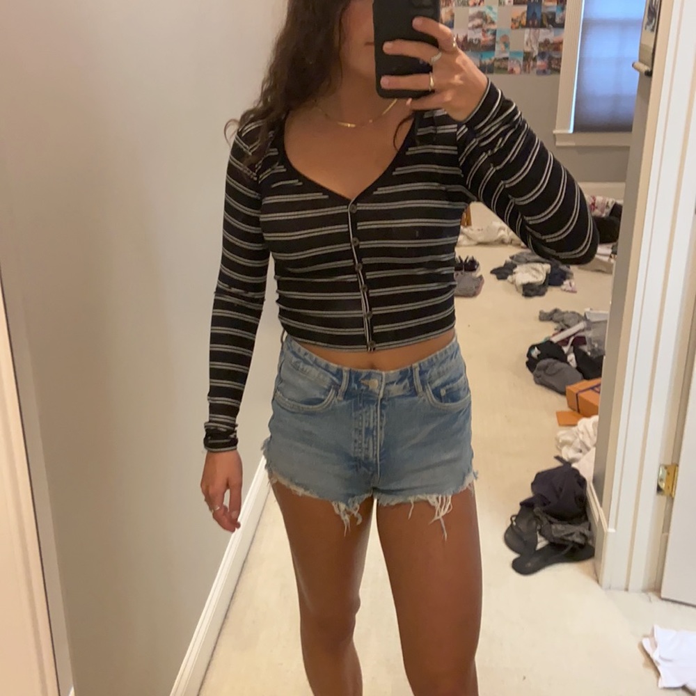 Forever 21 Cropped long sleeve